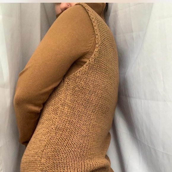 Crochet Sleeveless Brown Top - Picture 5 of 7